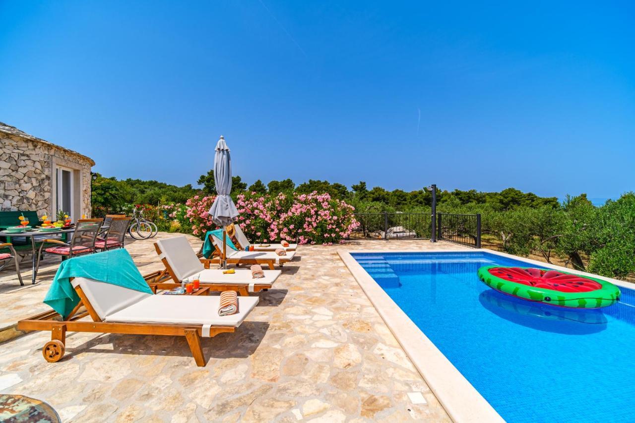 Island Getaway - Heritage House Mirce Exterior foto